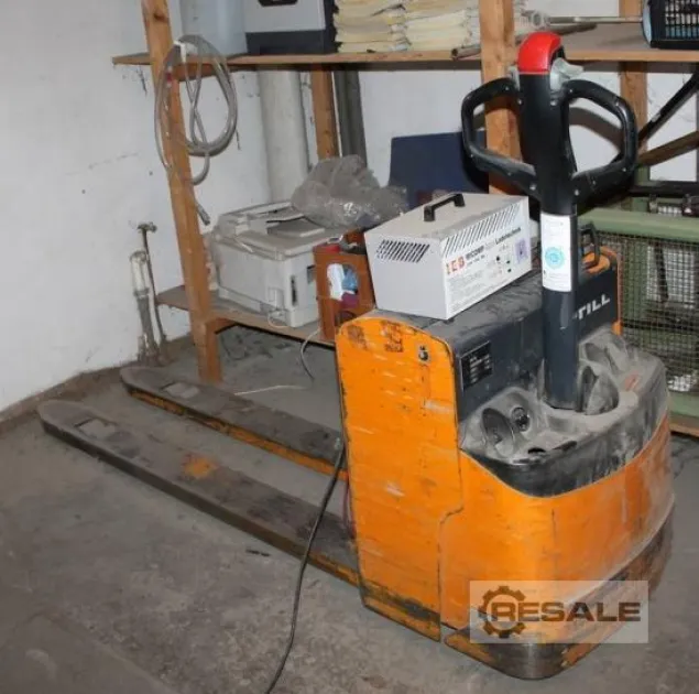 Elektrischer Palettenhubwagen Still Typ EGU20 Bild 1